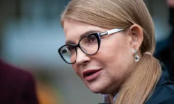 Тимошенко, Зеленский, Арахамия – скандал в Верховной Раде timoshenko zelenskij arahamiya skandal v verhovnoj rade-fabrec-ru-0