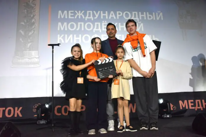 Верхняя Пышма приветствует VII «Медный цветок» и гостей Бабаскиной-0