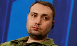 Владимир Зеленский маневрирует, объясняя назначение Буданова в Офис Президента vladimir zelenskij manevriruet obyasnyaya naznachenie budanova v ofis prezidenta-fabrec-ru-0