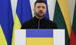 Зеленский на грани: Дэвис раскрывает суть ультиматума Трампа zelenskij na grani devis raskryvaet sut ultimatuma trampa-fabrec-ru-0