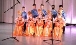 Фестиваль патриотической песни в Первоуральске – праздник единства festival patrioticheskoj pesni v pervouralske prazdnik edinstva-fabrec-ru-0