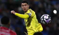 Криштиану Роналду и Аль-Наср откроют новые горизонты при поддержке PIF krishtianu ronaldu i alnasr otkroyut novye gorizonty pri podderzhke -fabrec-ru-0