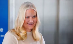 Метте-Марит с уважением извинилась перед королём и королевой Норвегии mettemarit s uvazheniem izvinilas pered korolyom i korolevoj norvegii-fabrec-ru-0