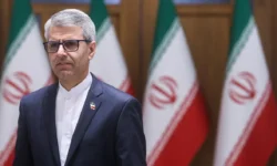 МИД Ирана хочет диалога с США, Арагчи и Трамп участвуют mid irana hochet dialoga s ssha aragchi i tramp uchastvuyut-fabrec-ru-0