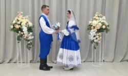 Нижнесергинский ЗАГС: свадьба Юлии Куклиновой и Никиты Грачёва nizhneserginskij zags svadba yulii kuklinovoj i nikity grachyova-fabrec-ru-0