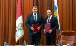 Олег Гущин провёл итоговое заседание совета по антикоррупции oleg gushhin provyol itogovoe zasedanie soveta po antikorrupczii-fabrec-ru-0