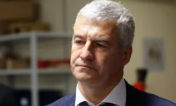 Парфенчиков и Климочкин обсудили инициативы Минфина Карелии parfenchikov i klimochkin obsudili inicziativy minfina karelii-fabrec-ru-0