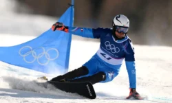 roland fishnaller s rossijskim flagom na olimpijskih igrah v italii-fabrec-ru-0