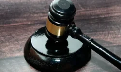 Суд над Шахином Шыхлински и братьями Сафаровыми завершился в Екатеринбурге sud nad shahinom shyhlinski i bratyami safarovymi zavershilsya v ekaterinburge-fabrec-ru-0