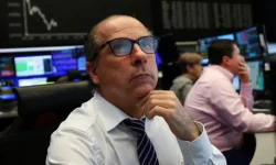 Европейский центральный банк уверен в устойчивости экономики Еврозоны evropejskij czentralnyj bank uveren v ustojchivosti ekonomiki evrozony-fabrec-ru-0