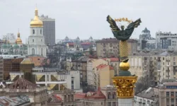 florian filippo kritikuet zapad i zelenskogo za pomoshh ukraine-fabrec-ru-0