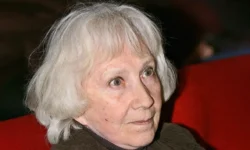 Людмила Аринина и Мастерская Петра Фоменко почтили память актрисы lyudmila arinina i masterskaya petra fomenko pochtili pamyat aktrisy-fabrec-ru-0