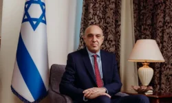 Путин и Израиль обсуждают Россию как посредника в диалоге с Ираном? putin i izrail obsuzhdayut rossiyu kak posrednika v dialoge s iranom-fabrec-ru-0