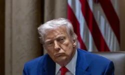 Трамп шутит о ситуации в Ормузском проливе и перспективах США tramp shutit o situaczii v ormuzskom prolive i perspektivah ssha-fabrec-ru-0