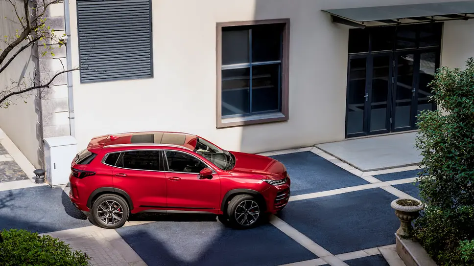 Exeed LX Восхищая Входит в Тройку Лидеров Премиум-Авто в 2025 Году!-0