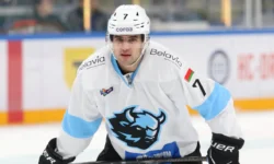 Яркий Триумф! Сэм Энэс Устанавливает Новый Ключевой Рекорд Хоккея КХЛ! yarkij triumf sem enes ustanavlivaet novyj klyuchevoj rekord hokkeya khl-fabrec-ru-0