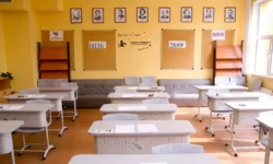 Анзор Музаев и Рособрнадзор проведут пробный ЕГЭ для родителей anzor muzaev i rosobrnadzor provedut probnyj ege dlya roditelej-fabrec-ru-0