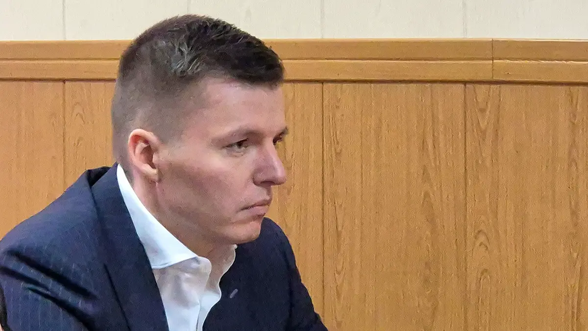 Жена брата Артема Чекалина рассказала, что адвокаты пытаются прорваться к нему