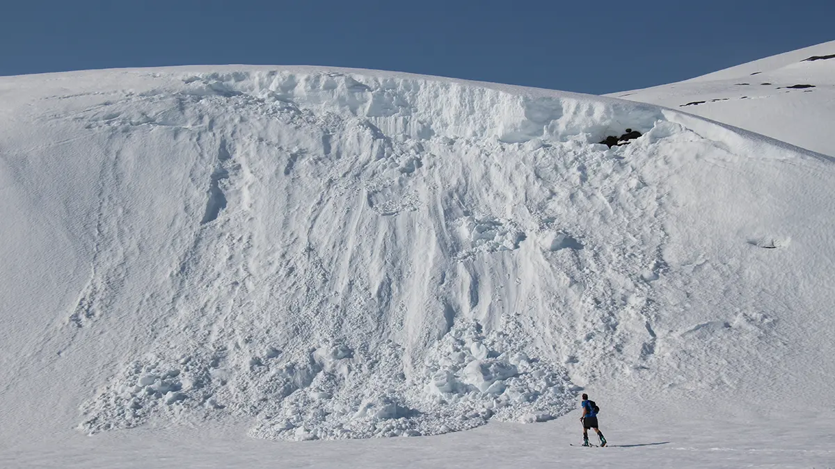 Тело одного человека извлекли из-под снега на руднике «Ирокинда» в Бурятии