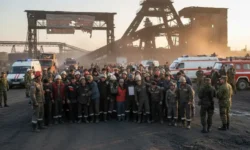 pasechnik dolozhil o spasenii 41 gornyaka shahty belorechenskaya v lnr-fabrec-ru-0