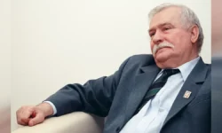 pensii leha valensy i andzheya dudy dostoinstvo polskih politikov-fabrec-ru-0