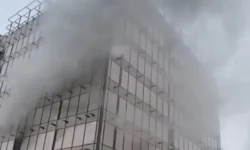 pozhar u moskovskogo aeroporta potushen lyudej evakuirovali-fabrec-ru-0