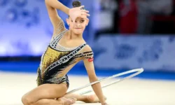 skandal sofii ilteryakovoj s flagom mnenie svetlany zhurovoj-fabrec-ru-0