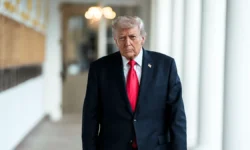 Трамп надеется на мир в Ормузском проливе tramp nadeetsya na mir v ormuzskom prolive-fabrec-ru-0