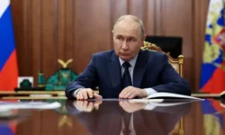 vladimir putin otmetil novye perspektivy raboty pravitelstva rf i czb-fabrec-ru-0