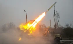 ВС РФ бьют по объектам ВСУ: М113, Paladin и HIMARS под огнём vs rf byut po obektam vsu m113 i pod ognyom-fabrec-ru-0