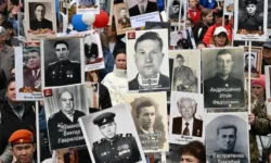 bessmertnyj polk vo vladivostoke i tyumeni pochtil predkov-fabrec-ru-0