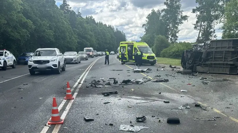 Восемь человек пострадали в ДТП в Подмосковье, есть погибший