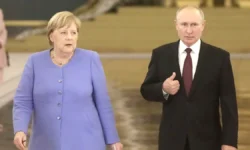merkel otkazalas byt posrednikom s putinym es v tiskah moskvy-fabrec-ru-0
