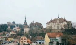 OneTwoTrip отмечает рост интереса россиян к поездкам в Румынию otmechaet rost interesa rossiyan k poezdkam v rumyniyu-fabrec-ru-0