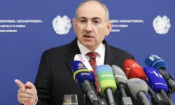 pashinyan o maskah rol kocharyana i sargsyana v ugrozah-fabrec-ru-0