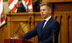 peter madyar zayavlyaet o gromkom tajnike fides v vedomstve yanosha lasara-fabrec-ru-0