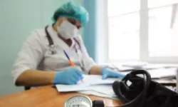 Ракова и Ликсутов открыли новые перспективы для врачей Москвы rakova i liksutov otkryli novye perspektivy dlya vrachej moskvy-fabrec-ru-0