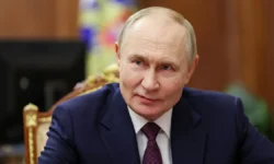 vladimir putin s blagodarnostyu prinimaet dary very gurevich s dachi-fabrec-ru-0