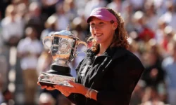 mirra andreeva pobedila na rolan garros vpervye posle sharapovoj-fabrec-ru-0