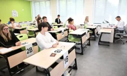 rosobrnadzor i fipi garantiruyut chestnost ege i podderzhku vypusknikov-fabrec-ru-0
