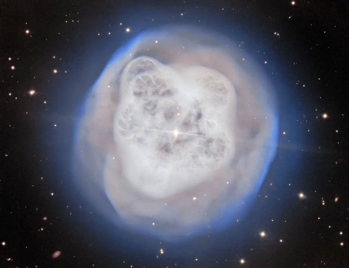 Звездный дуэт NGC 1514 запечатлен Gemini North и снимками Уэбба-0