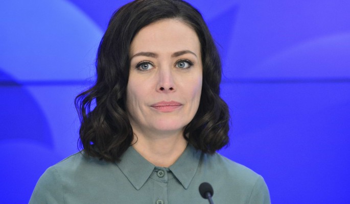 "Устали бороться": Актриса Волкова рассказала о вынужденной пластике
