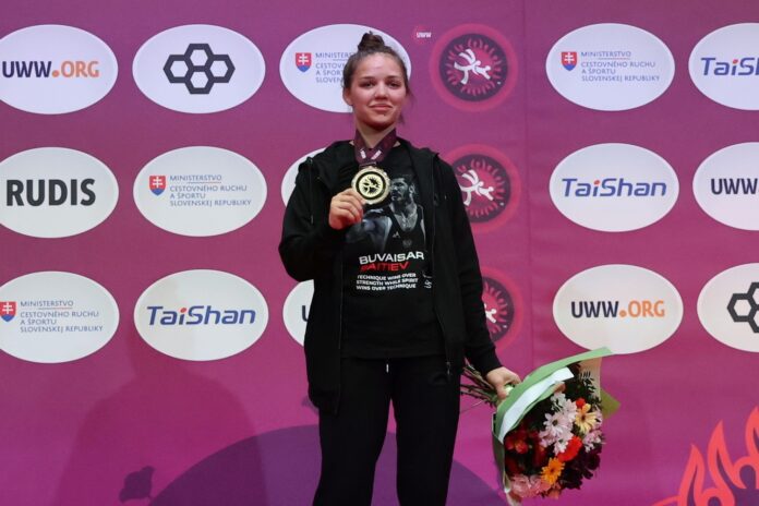 Анастасия Сидельникова и Бедиха Гюн - финальная битва за титул чемпионки Европы-0