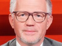 Андрей Мельник при ООН Зеленский назначает дипломата скандально оскорбившего Шольца Hart aber fair, 2022-09-05