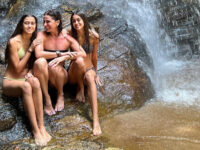 Джованна Антонелли с дочерьми Антонией и Софией в ярких образах на фоне природы dzhovanna antonelli s dochermi antoniej i sofiej v yarkih obrazah na fone prirody-lavi-su-173511267500-0