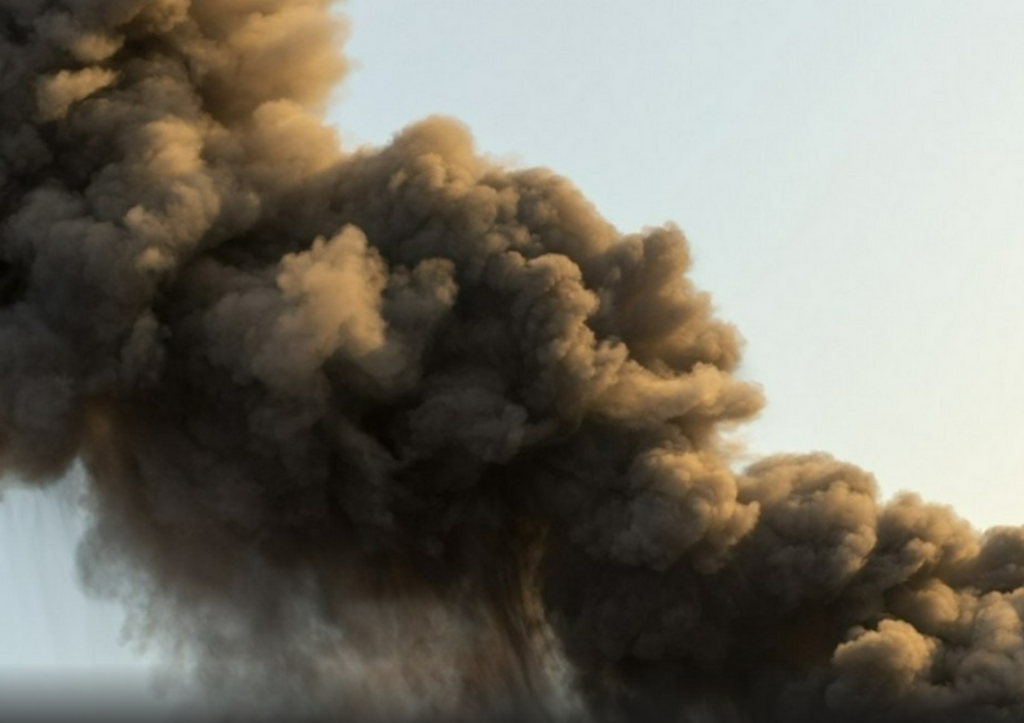 Появилось видео ударов ФАБами по штабу ВСУ в Херсоне