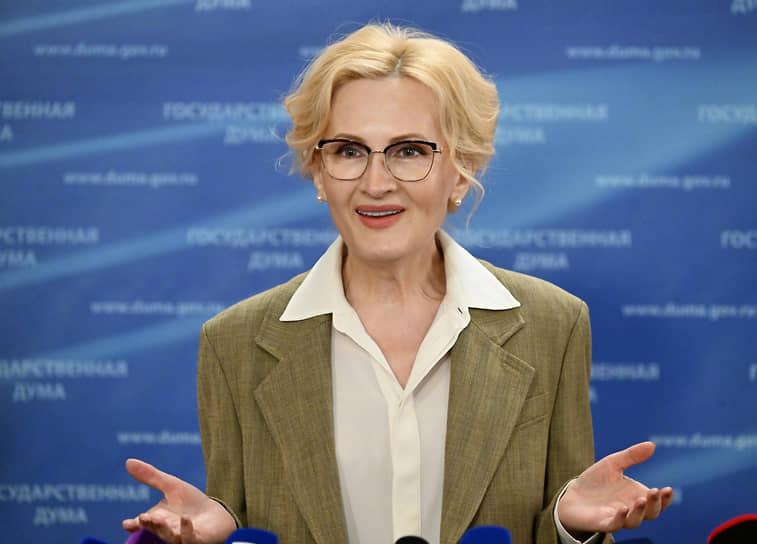 Ирину Яровую особенно порадовала консолидированная позиция депутатов по вопросу о борьбе с иностранным влиянием