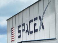 SpaceX и Илон Маск лидируют в создании Golden Dome для безопасности США i ilon mask lidiruyut v sozdanii dlya bezopasnosti ssha-lavi-su-174497572100-0