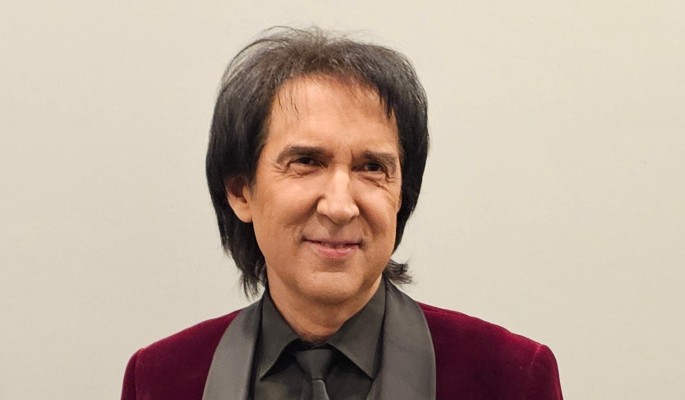 27 лет разницы: почему Кай Метов не спешит жениться на молодой возлюбленной после 10 лет отношений?