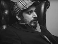 luka safronov beret na sebya zabotu o meste dlya pashi tehnika na nikoloarhangelskom kladbishhe-lavi-su-174421705400-0